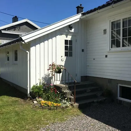 Selvbetjent Overnatting I **lillesand Sentrum** Leilighet Lillesand